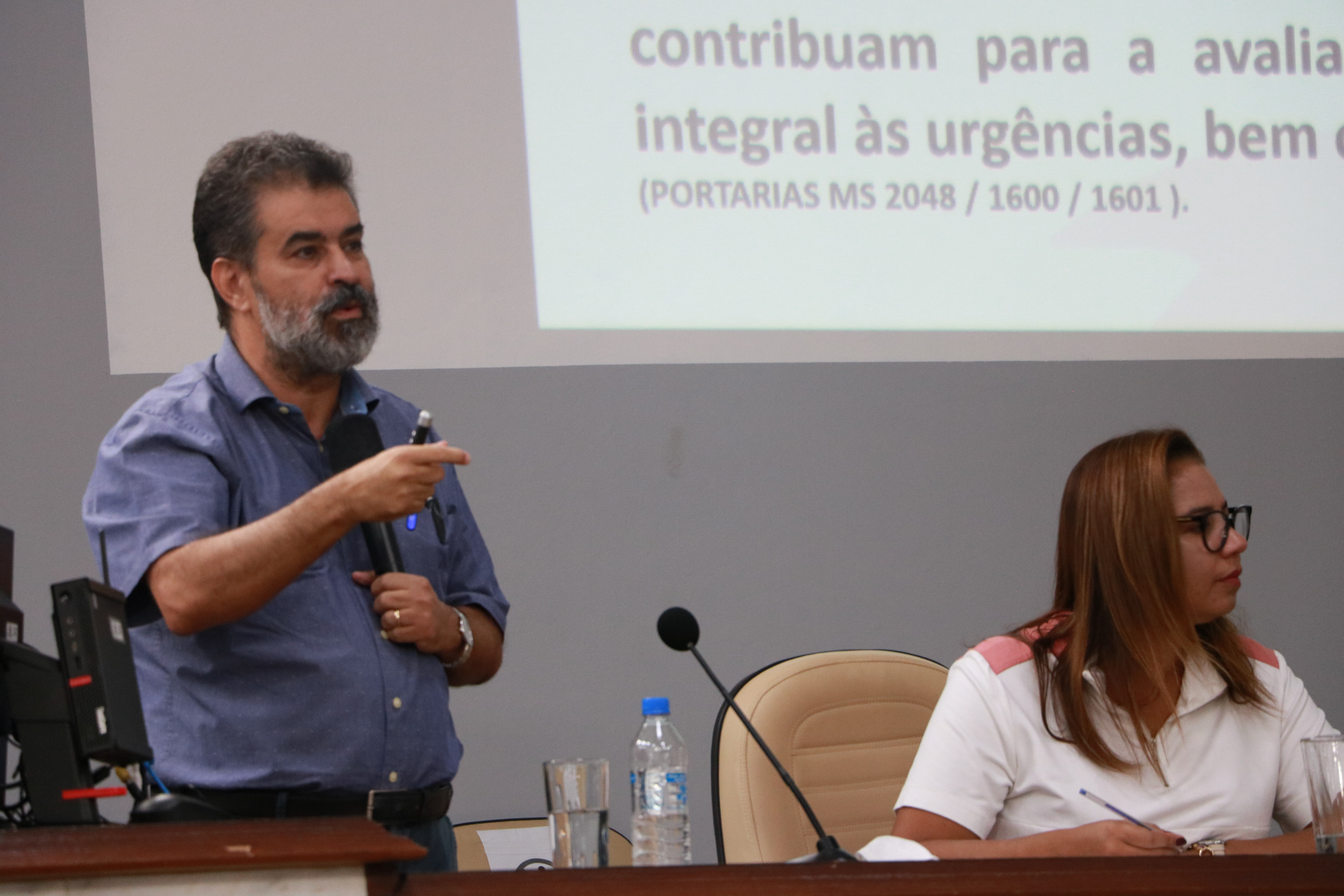 Comissão de Saúde discute atrasos e falta de vagas na rede municipal