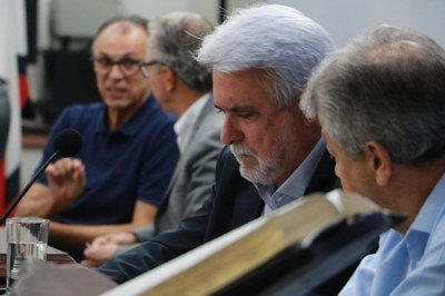 Comissão de Trânsito ouve secretário Amaury Hernandes