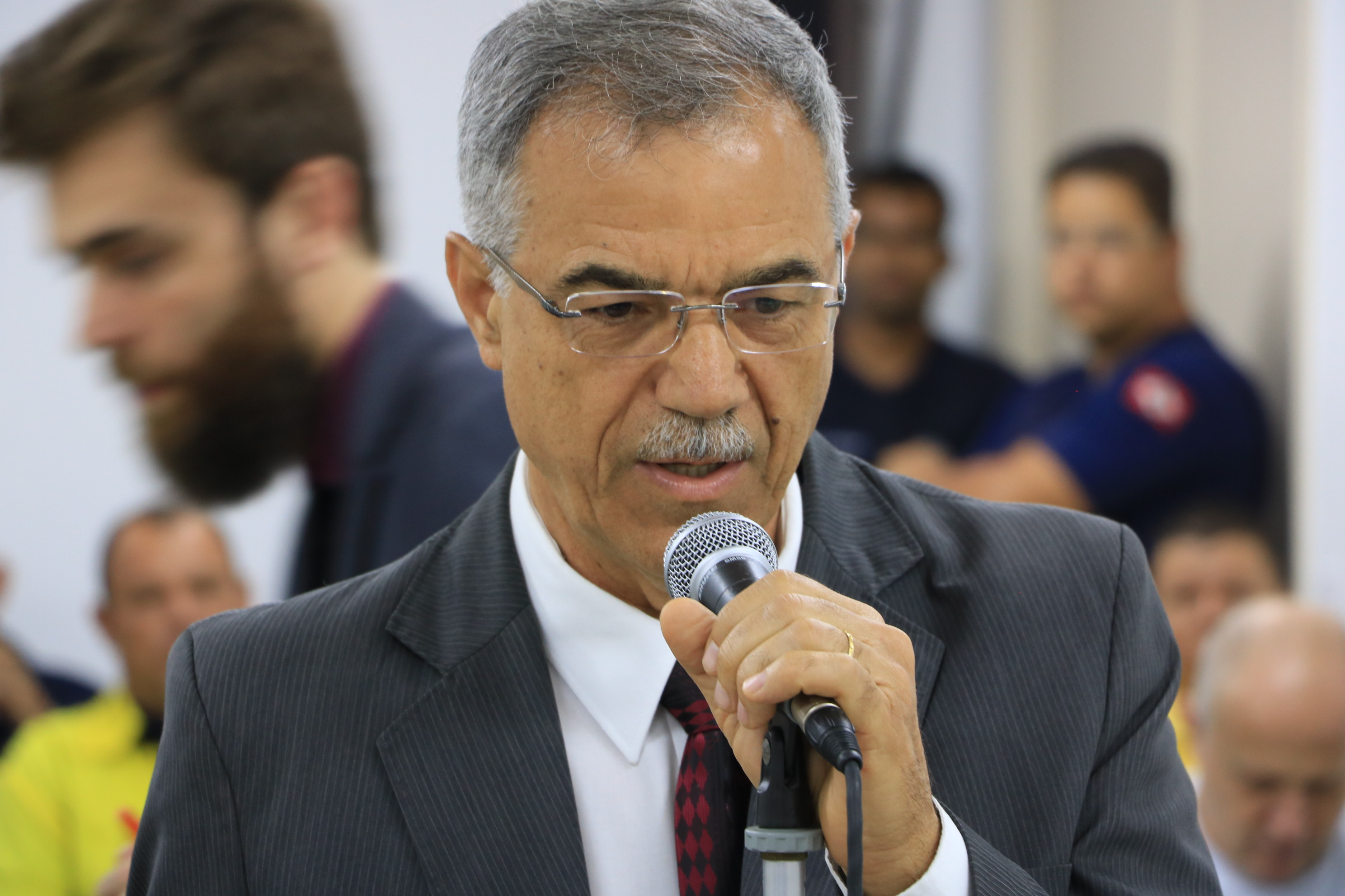 Comissão discute entrega de correspondências em Rio Preto
