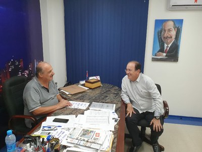 Deputado federal visita presidência da Câmara