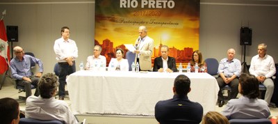 Edinho anuncia primeiros secretários
