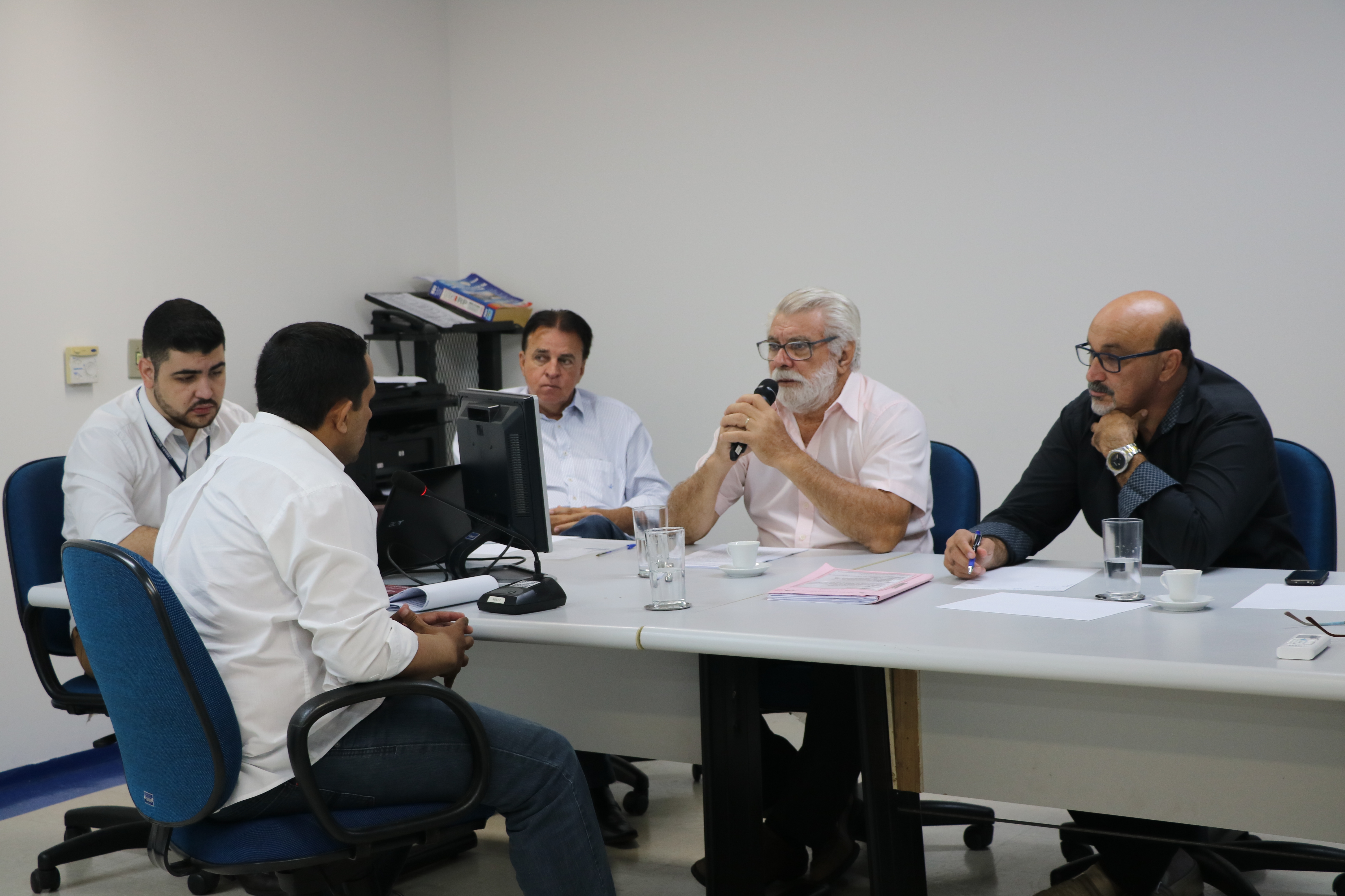Ex-funcionário da Emurb presta depoimento à CEI
