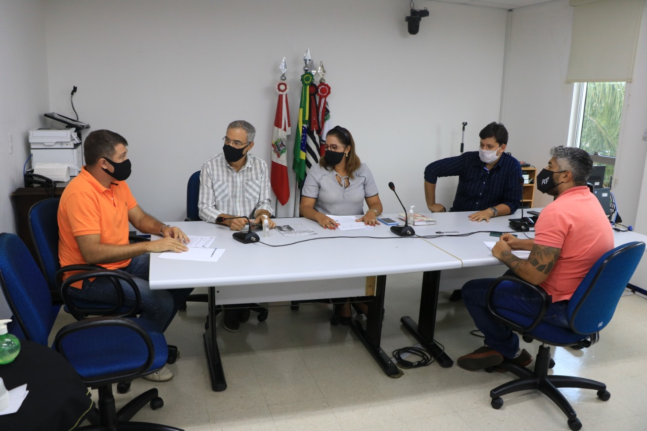 Frente Parlamentar cobra divulgação da lista de vacinados contra Covid-19