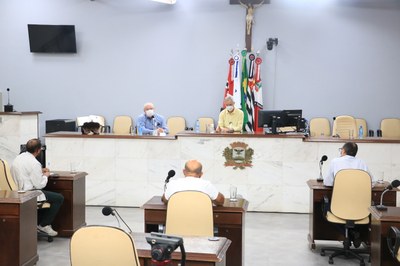 Gerente da CPFL esclarece dúvidas dos vereadores