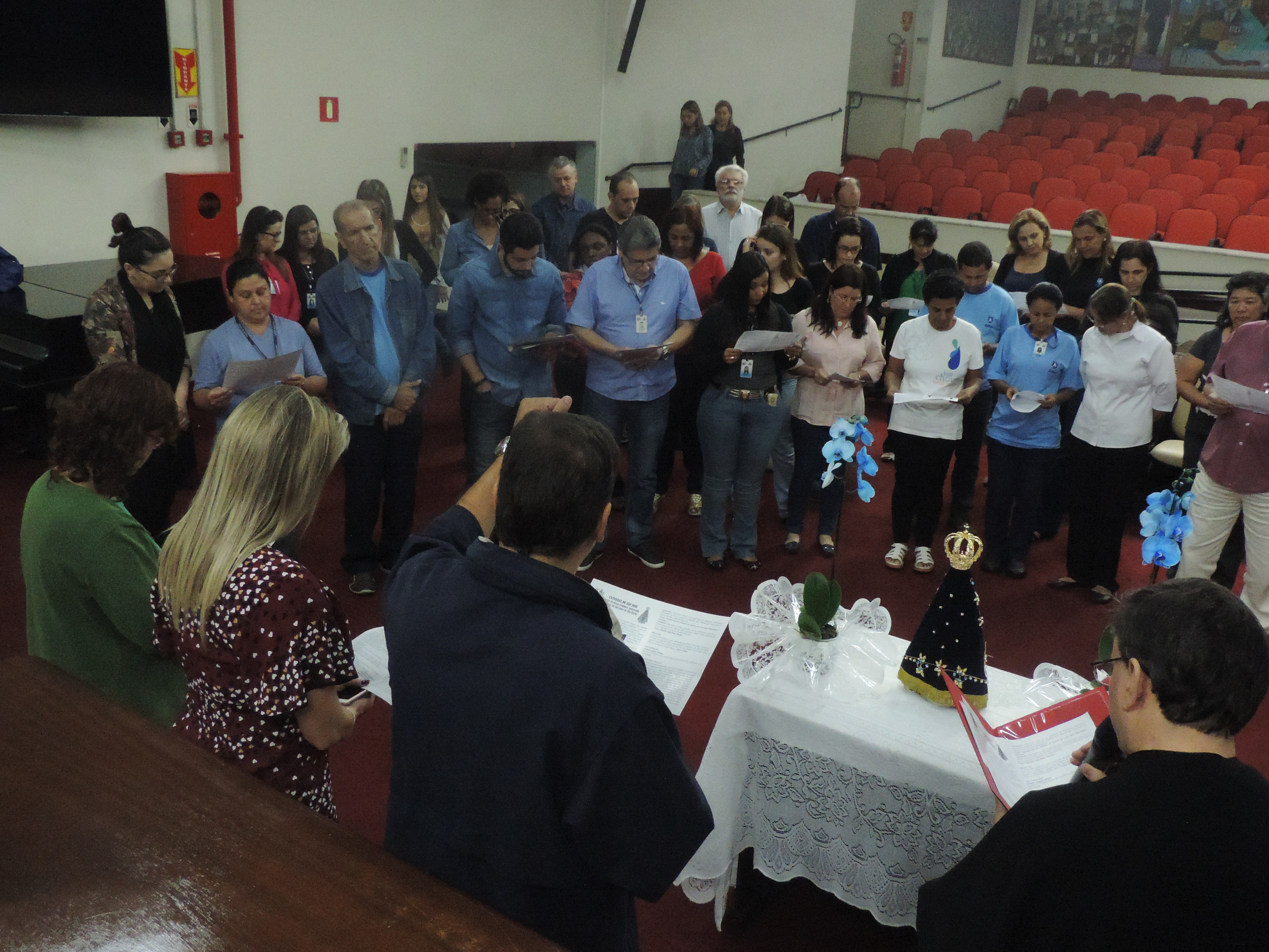 Imagem peregrina de Nossa Senhora Aparecida visita a Câmara
