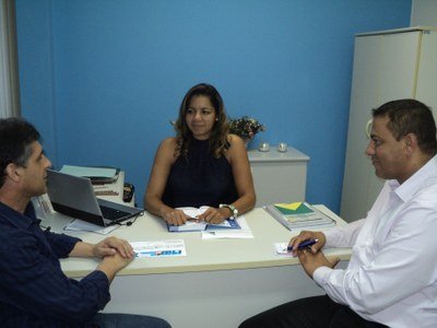Karina recebe a visita de líderes do PRB