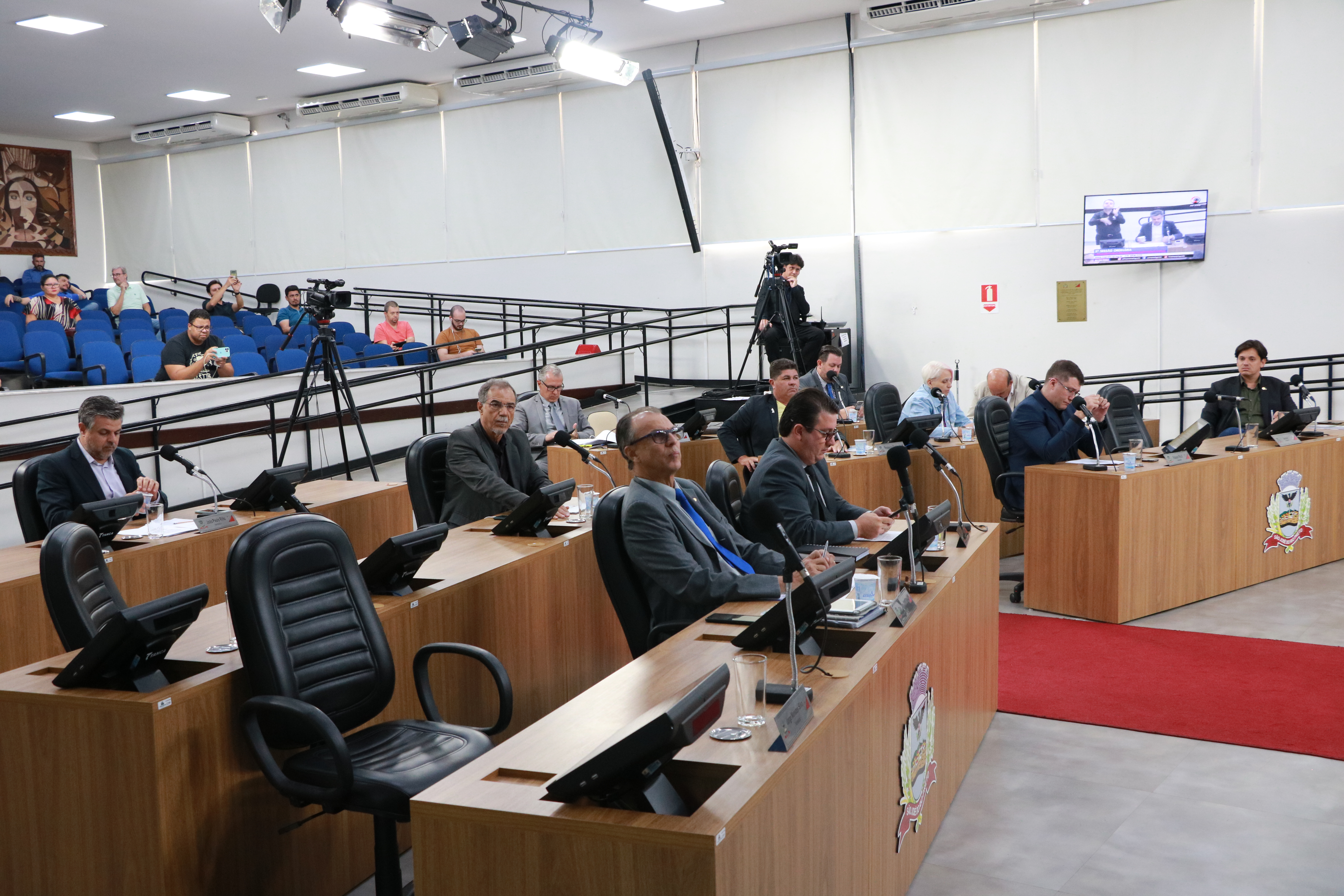 Legislativo aprova nova tabela salarial de agentes comunitários de saúde