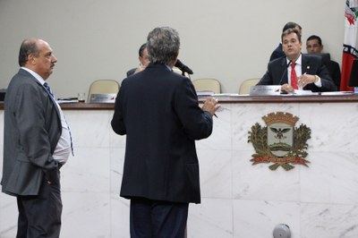 Lei Orçamentária aprovada em primeira discussão