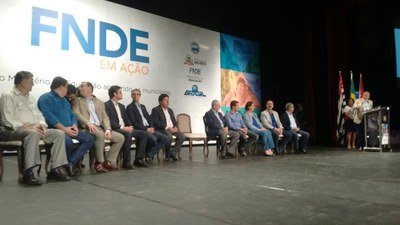 Ministro anuncia estudos para implantação de instituto federal em Rio Preto