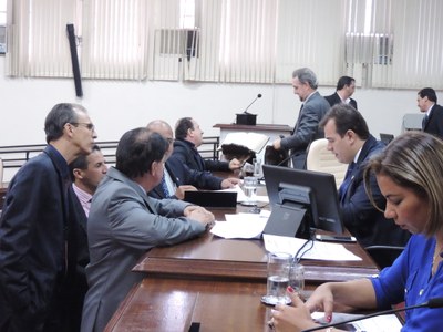 Nesta quinta, são realizadas sessões ordinária e extra