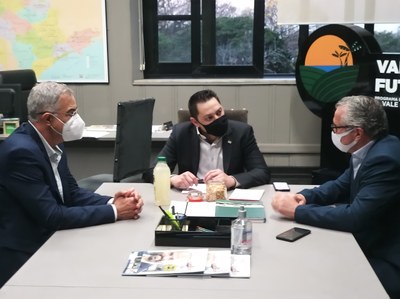 Parlamento Regional é oficializado pelo governo do Estado