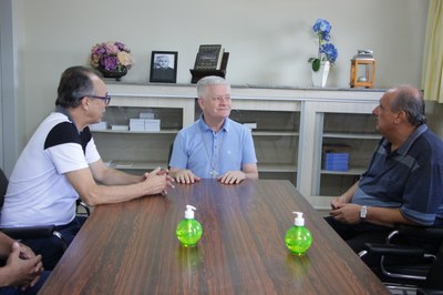 Pauléra e Jean Charles visitam bispo de Rio Preto