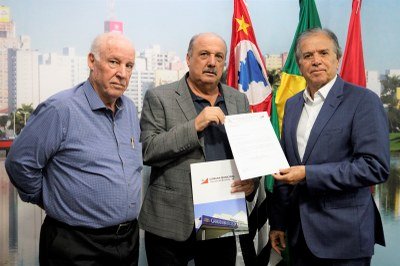 Pauléra entrega ao Executivo minuta do projeto de internação involuntária
