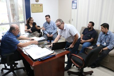 Pauléra faz reunião com representantes da CPFL