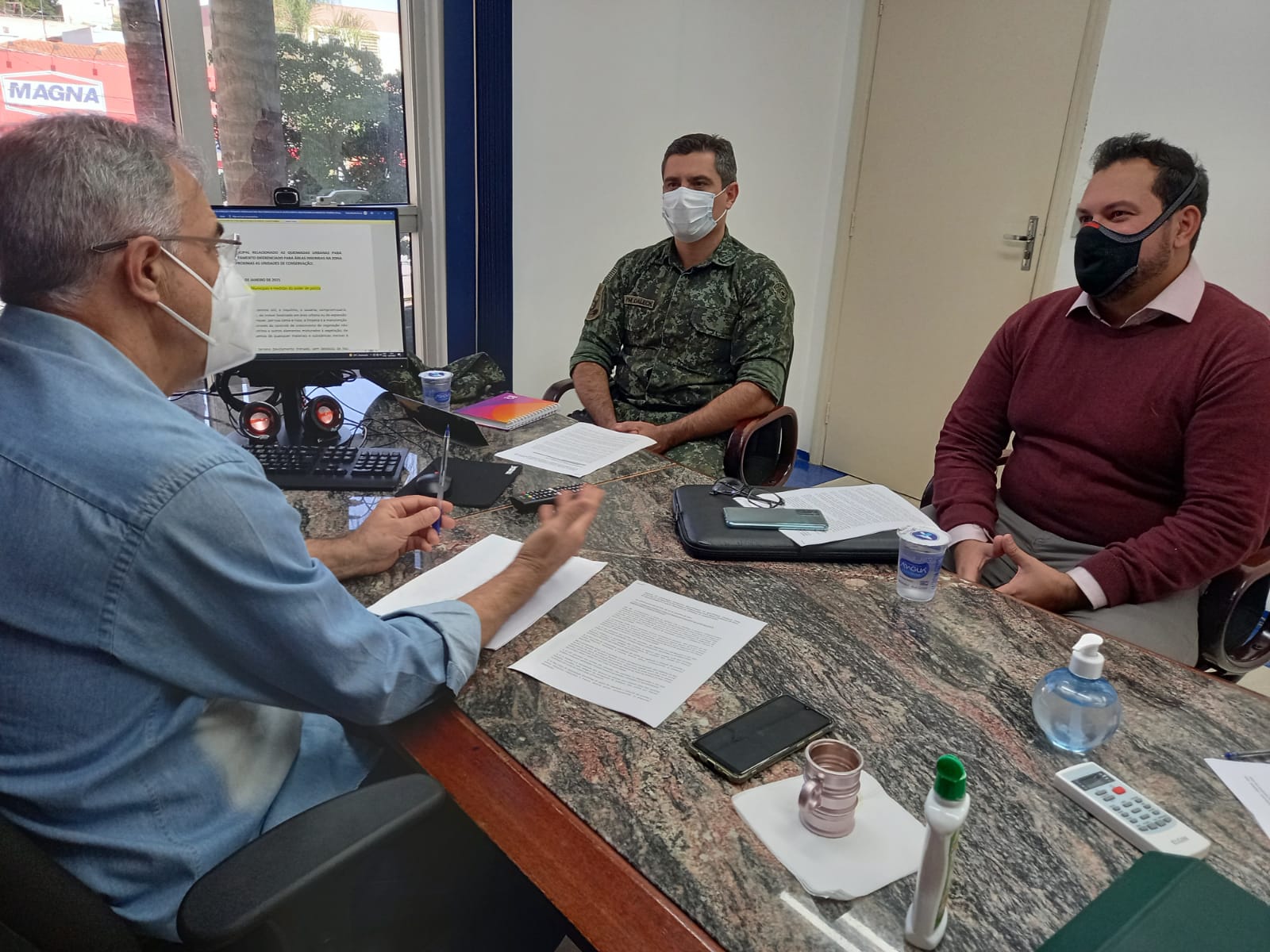 Pedro Roberto propõe parceria com OAB e Polícia Ambiental