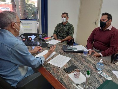 Pedro Roberto propõe parceria com OAB e Polícia Ambiental