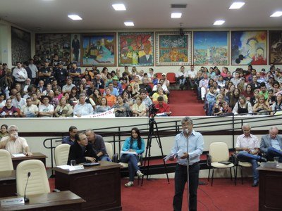 População lota Plenário em Audiência Pública