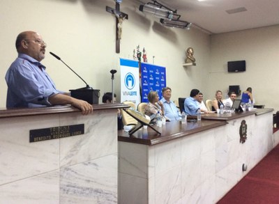 Prefeitos de 90 cidades assinam convênio com programa Vivaleite