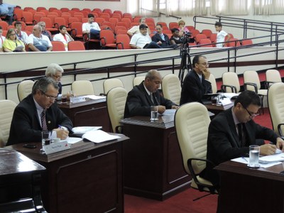 Presidente convoca últimas sessões extraordinárias