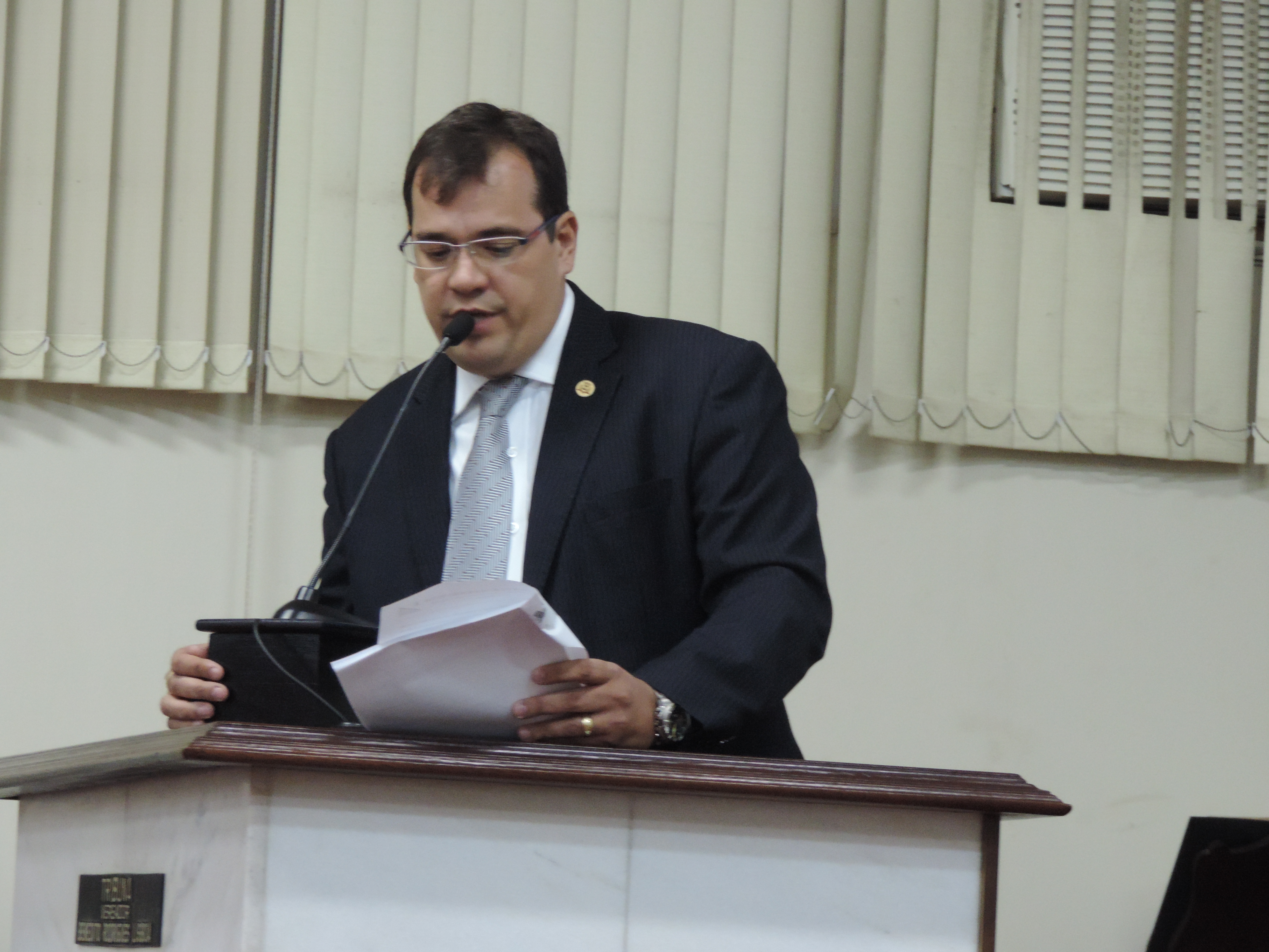 Programa Saúde Bucal do Idoso tem aprovação dos vereadores