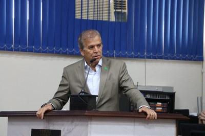 Projetos criam estruturas e cargos no Executivo