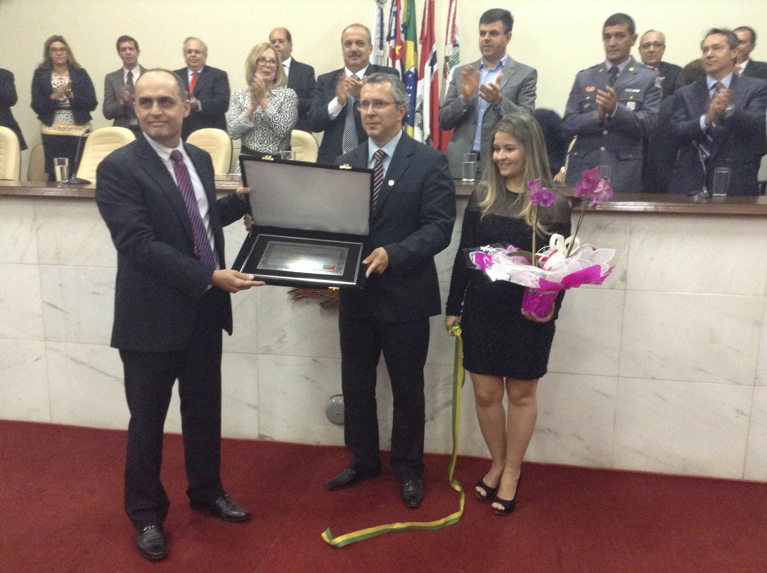 Promotor recebe Título de Cidadão Riopretense
