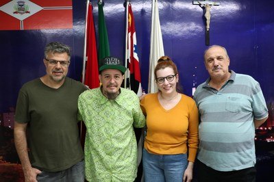 Ricka assume cadeira do Psol na Câmara