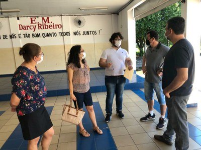 Rillo e Atem fazem vistoria na escola municipal Darcy Ribeiro 
