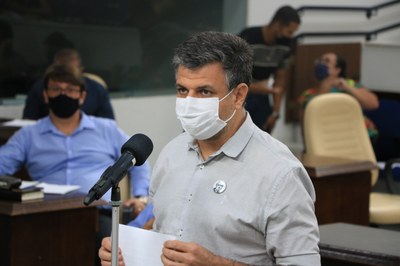 Rillo questiona Prefeitura sobre campanha publicitária