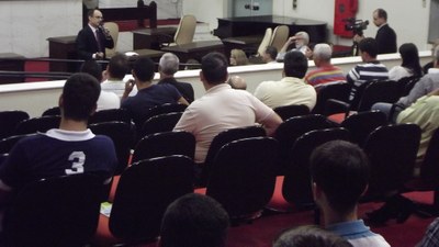 Promotor fala sobre democracia e cidadania na Câmara