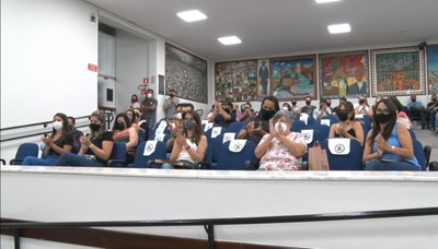 Servidoras recebem homenagem pelo mês da mulher