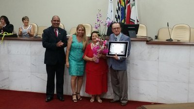 Sessão solene homenageia sertanejo Canhotinho