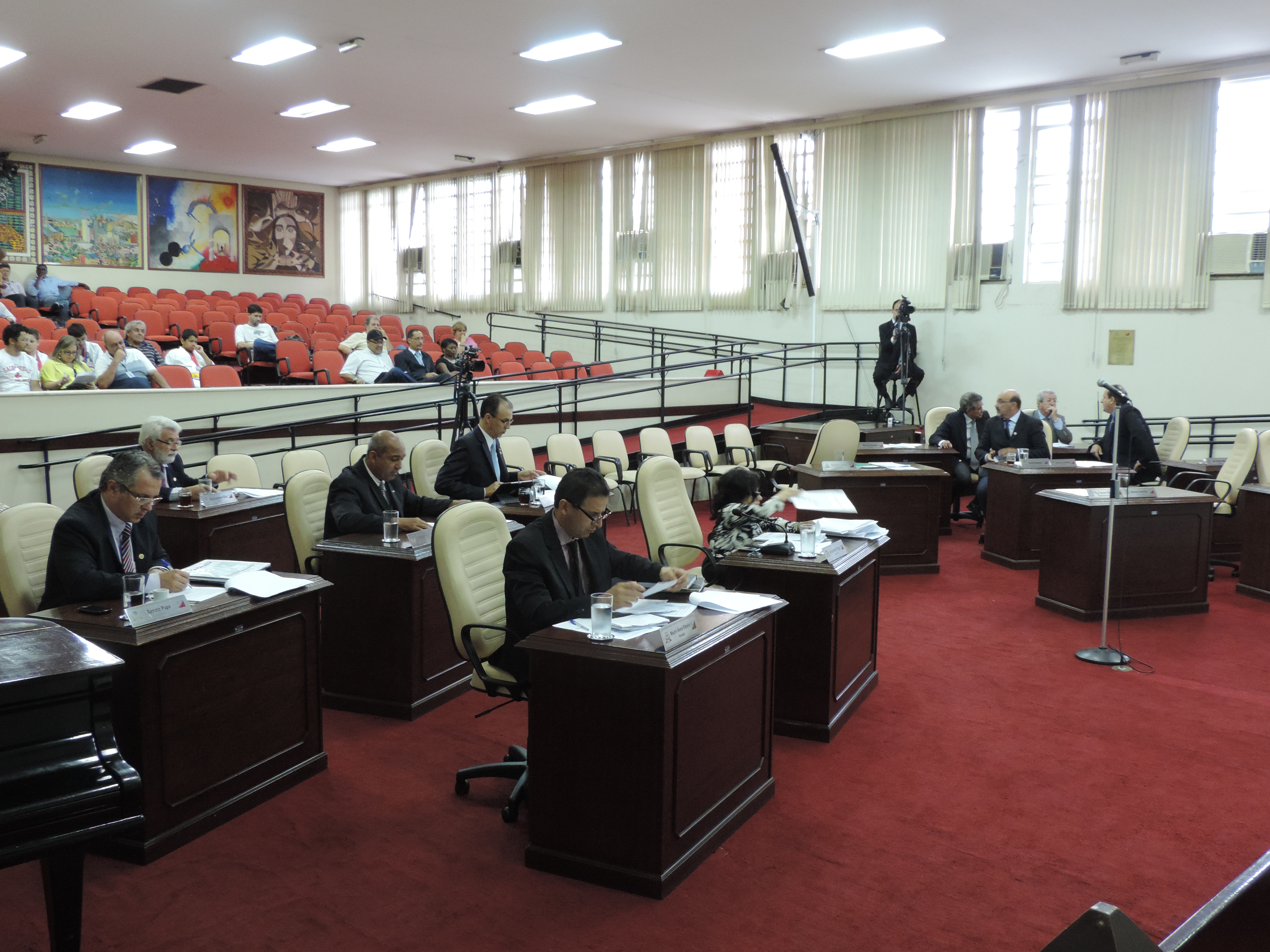 Sessões aprovam cinco proposituras
