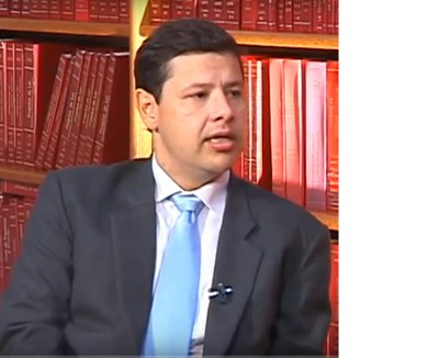 Sincomércio questiona lei do horário do comércio