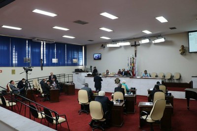 Um veto e oito projetos serão discutidos na 9ª Sessão Ordinária