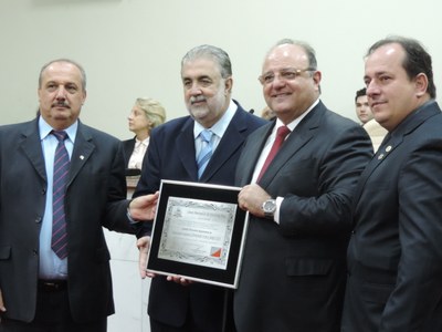 Vaccarezza recebe Título de Cidadão Honorário Riopretense