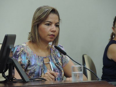 Vereadora quer solicitação de vaga informatizada