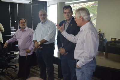 Vereadores acompanham apresentação do novo terminal