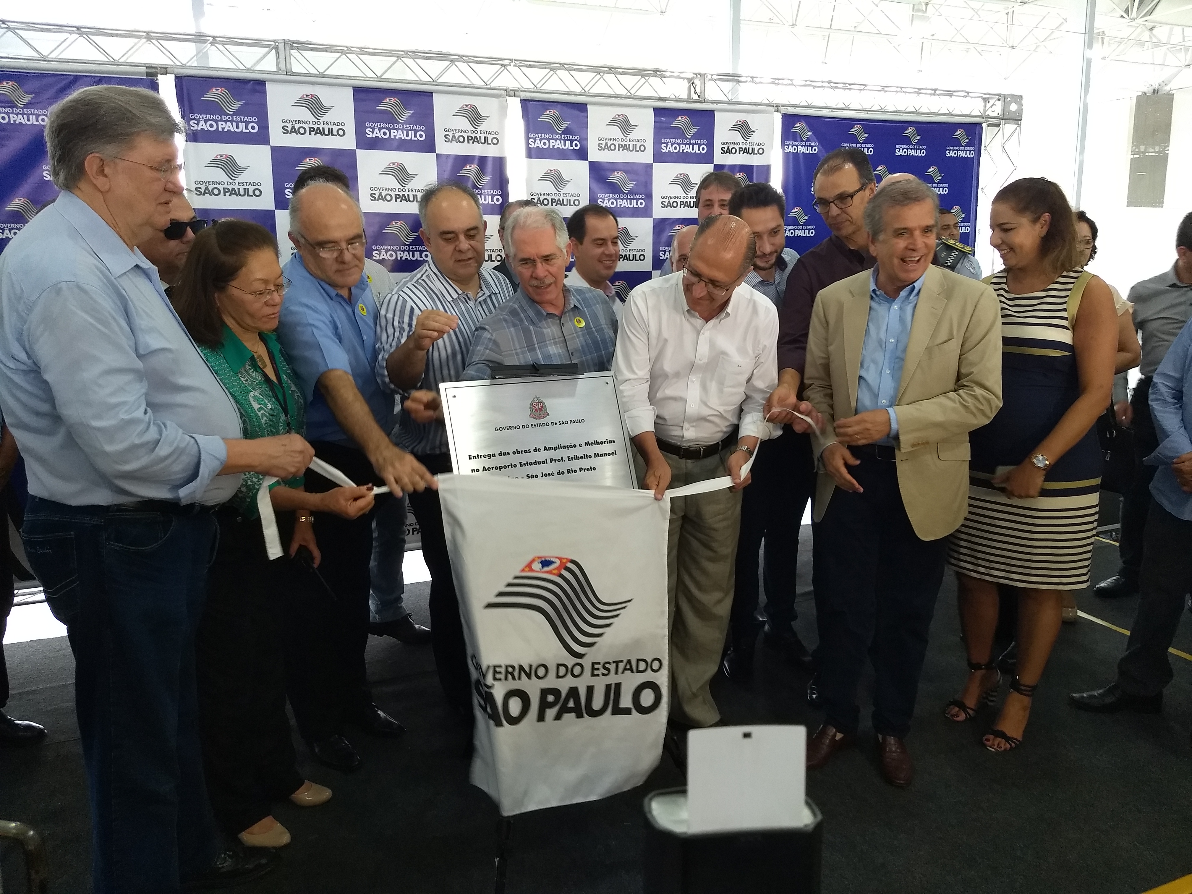 Vereadores acompanham inauguração de obras de ampliação do aeroporto