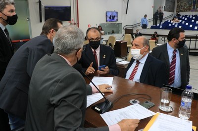 Vereadores alteram horário das sessões ordinárias