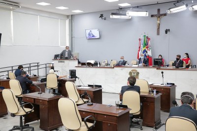 Vereadores analisam 10 itens durante 5ª e 6ª sessões