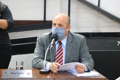 Pauléra tem dois projetos na pauta: que autoriza rebaixamento de guias para estacionamento e transferência de licença para transporte escolar Vereadores analisam proibição do corte de água e rebaixamento de guias