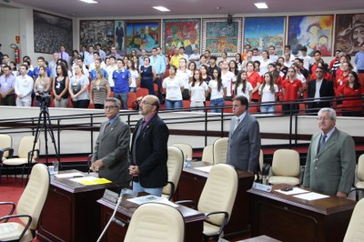 Vereadores analisam projeto para transporte de animais em ônibus