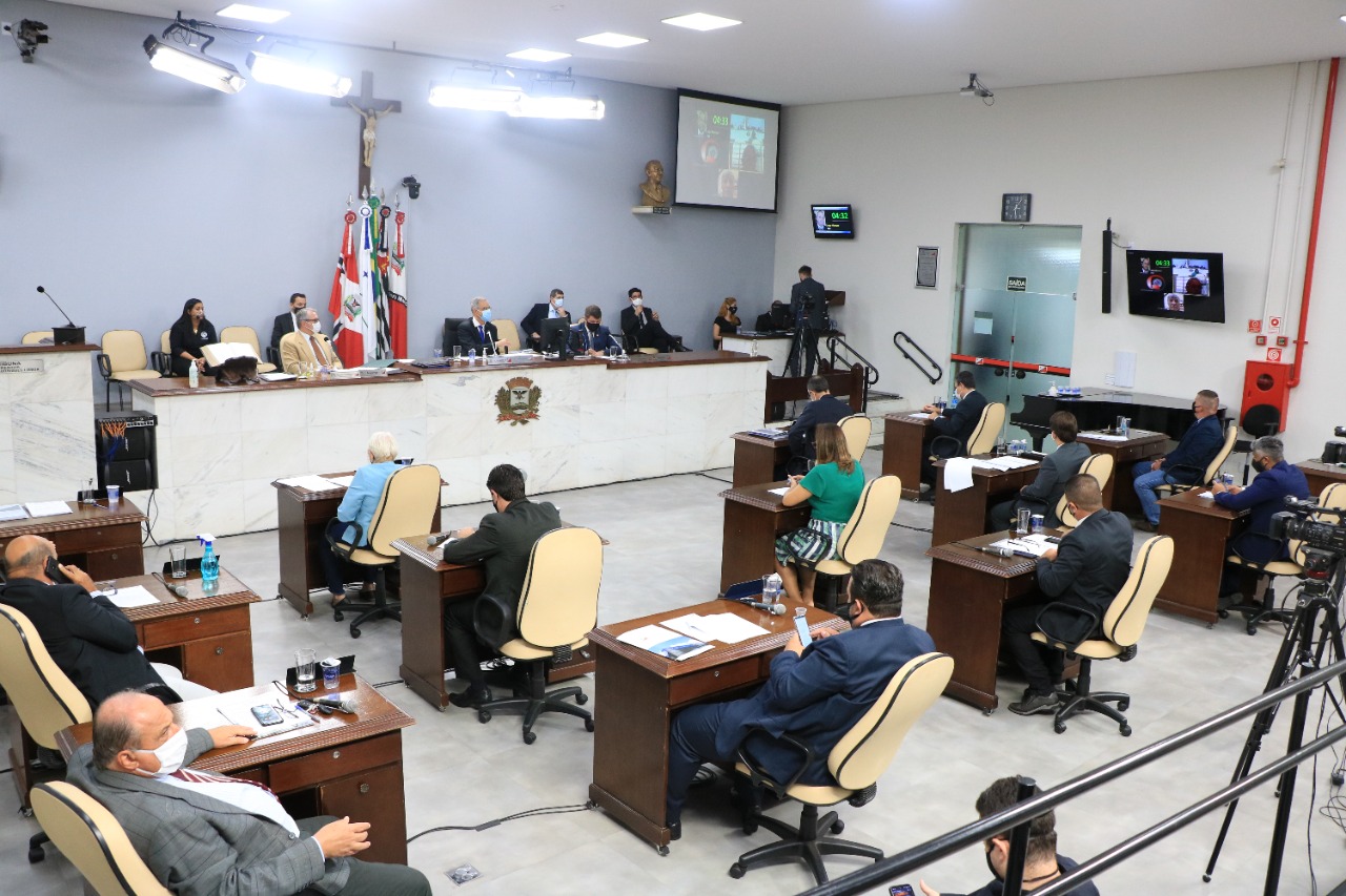 Vereadores analisam reajuste de IPTU