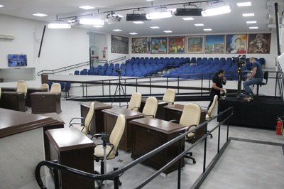 Vereadores analisam sete itens; ex-vereadores serão homenageados