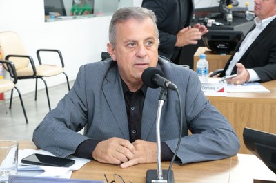 Vereadores analisam substituição de sirene por música em escolas