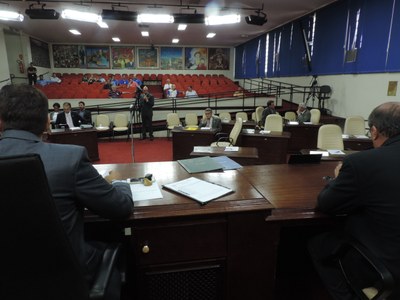 Vereadores aprovam 34 projetos em agosto