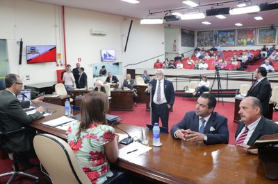 Vereadores aprovam 4 projetos na 34ª ordinária