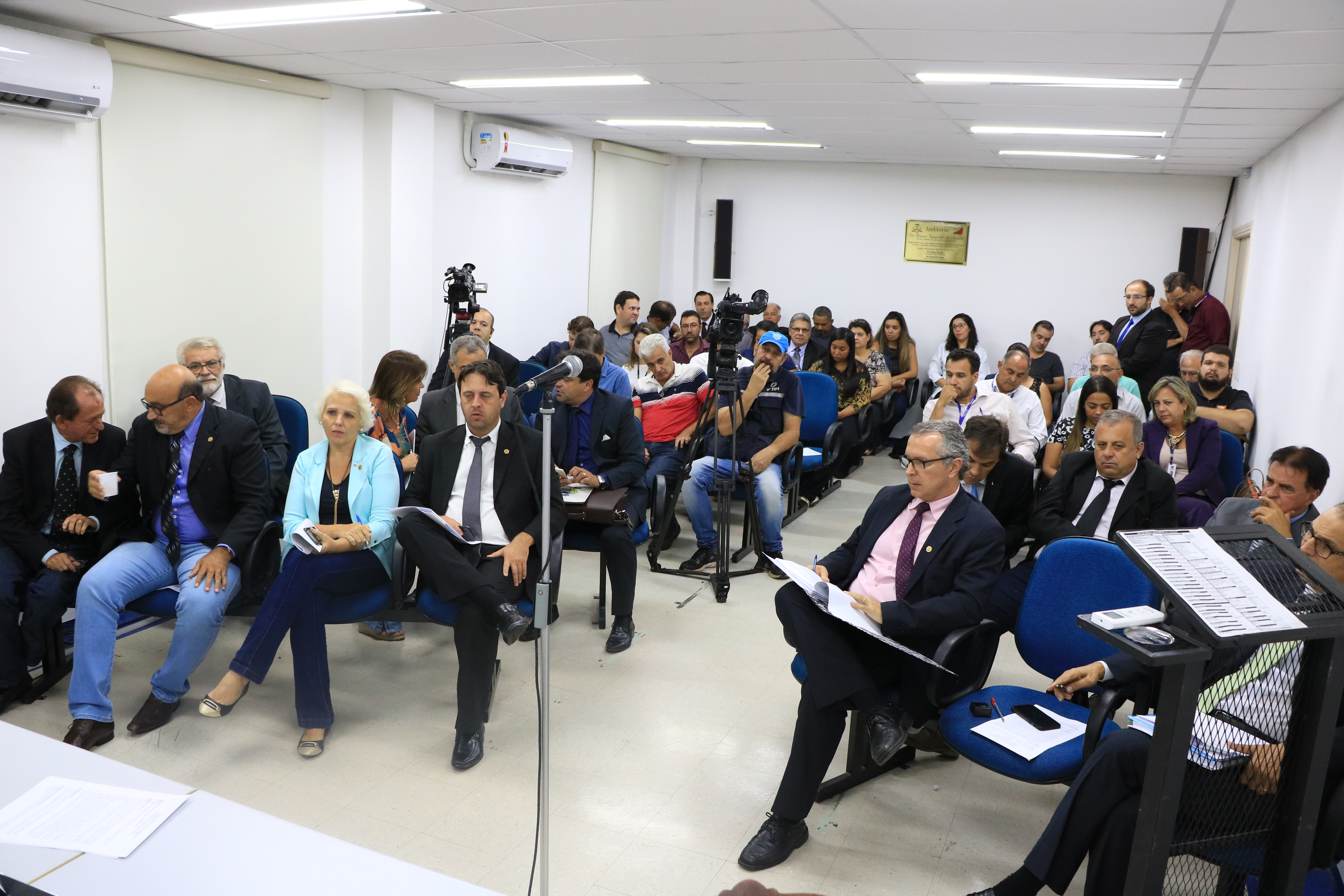 Vereadores aprovam 8 projetos na 7ª ordinária