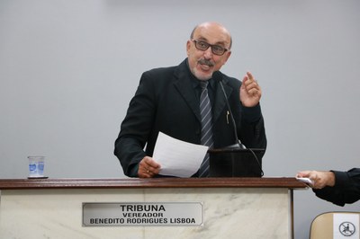 Vereadores aprovam isenção de Área Azul para professores